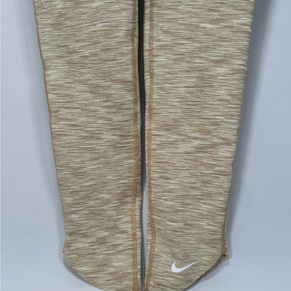 NWT New Nike Girl Dri-Fit Training Leggings Kids Medium M Comfortable Activewear - Picture 2 of 3